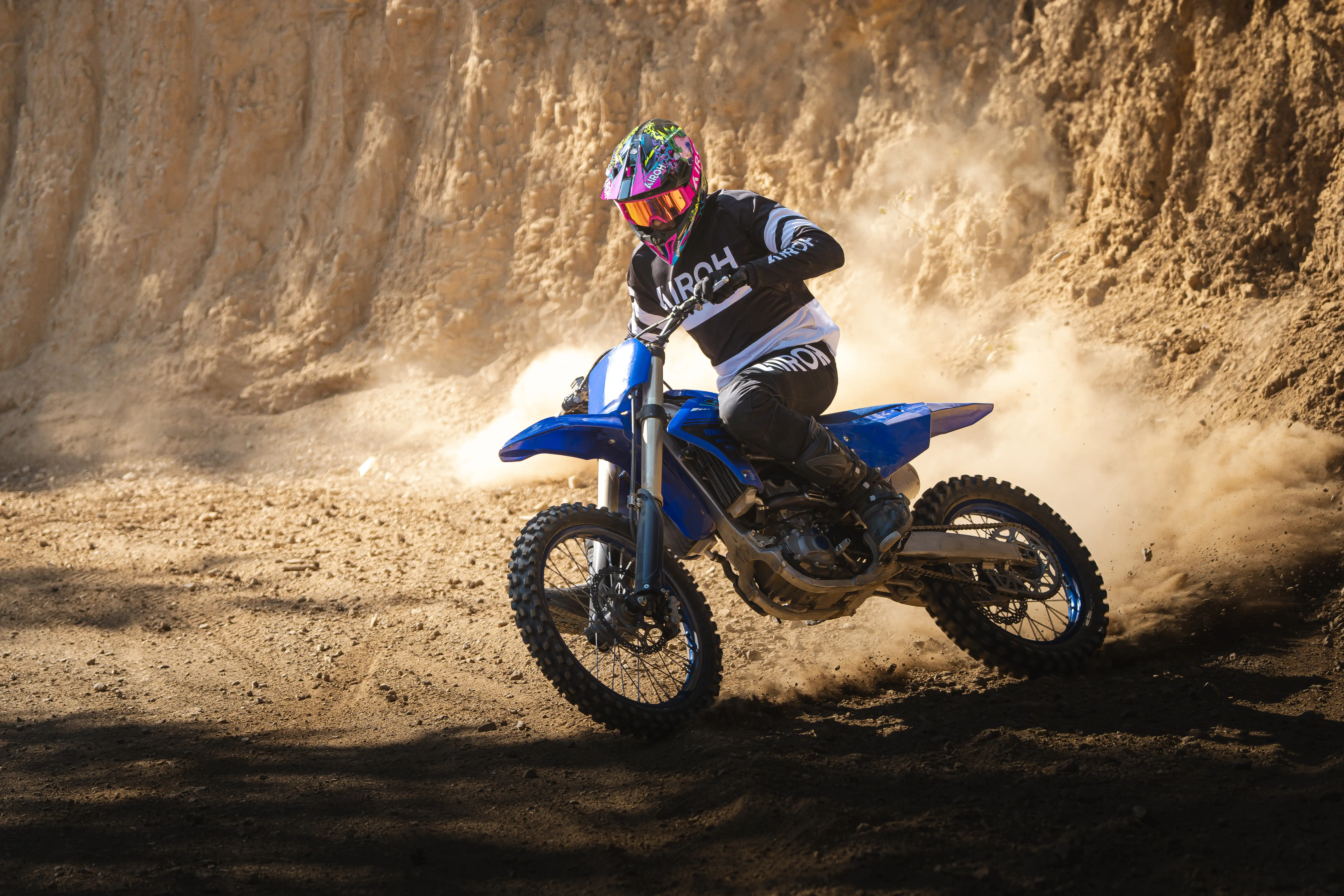 Showroom Moto 1